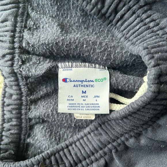 Villanova Sweatpants - Picture 4 of 5